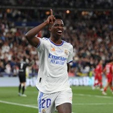 Le Real Madrid compte 100 millions de superstars